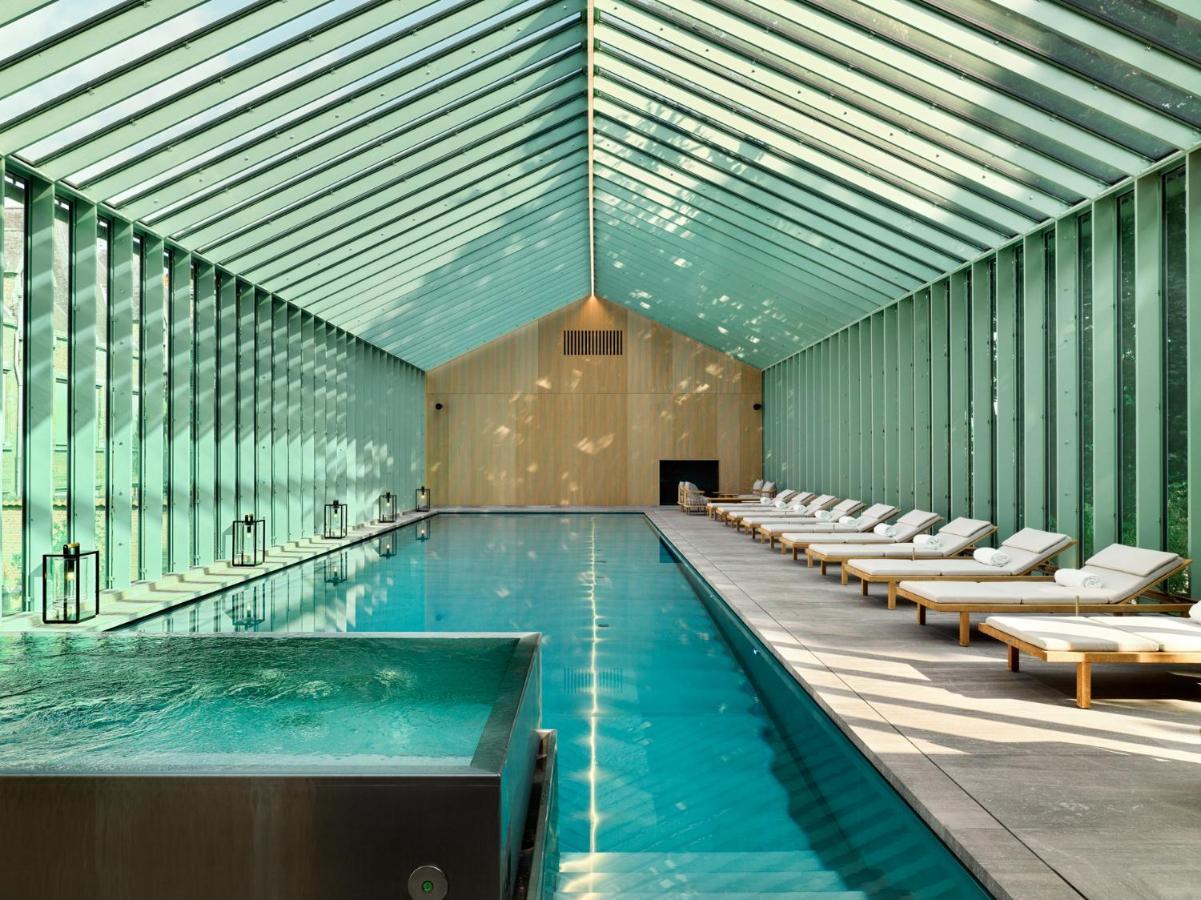 Botanic Sanctuary - The Leading Of The World 5*